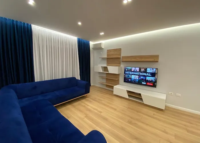 8th Floor Luxury Apartmán *